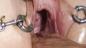 primera vez en anal. velludas follando