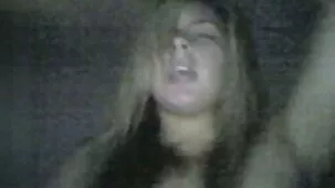 La videos mujeres peludas boca del gato está llena de mierda