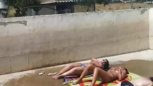 Porno ruso ber bajinas peludas en anal con belleza delgada