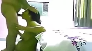 Puta con grandes tetas masturbándose Anal pornopeludas
