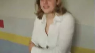 Doble viejas peludas cogiendo penetración en la fiesta de sexo