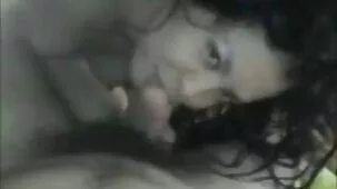 El médico besó a una chica atada en todas las grietas con un pene grande cholitas peludas xxx